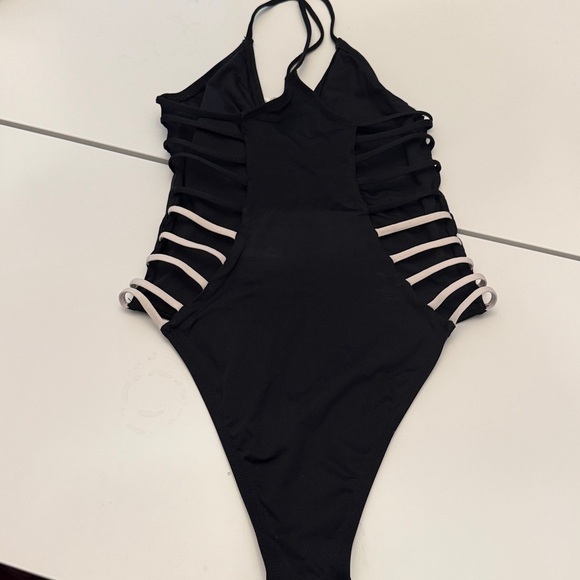 L*Space Cream and Black One Piece Swimsuit with V-Neck - Picture 4 of 8